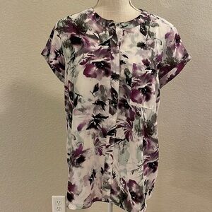 Women’s Simply Vera Wang White with Purple/Black/Green Floral Blouse  Medium